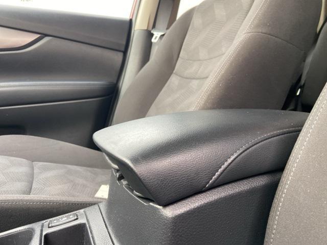 used 2016 Nissan Rogue car, priced at $10,794