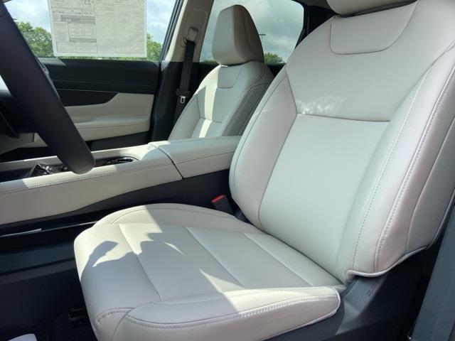 new 2025 Nissan Murano car, priced at $40,647