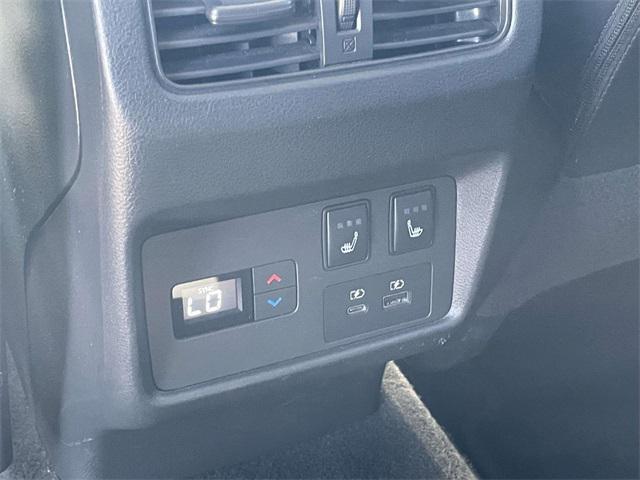 used 2022 Nissan Rogue car, priced at $28,312