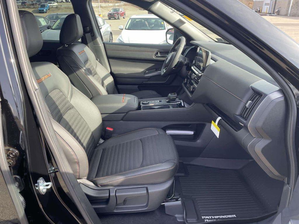 new 2025 Nissan Pathfinder car, priced at $38,735