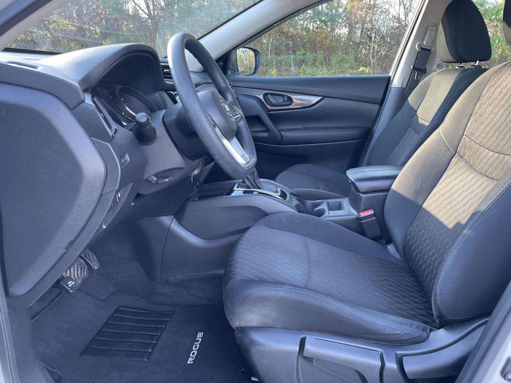 used 2020 Nissan Rogue car, priced at $19,550