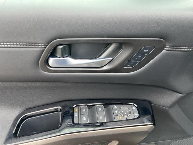 new 2025 Nissan Pathfinder car, priced at $50,286