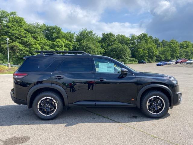 new 2025 Nissan Pathfinder car, priced at $43,438