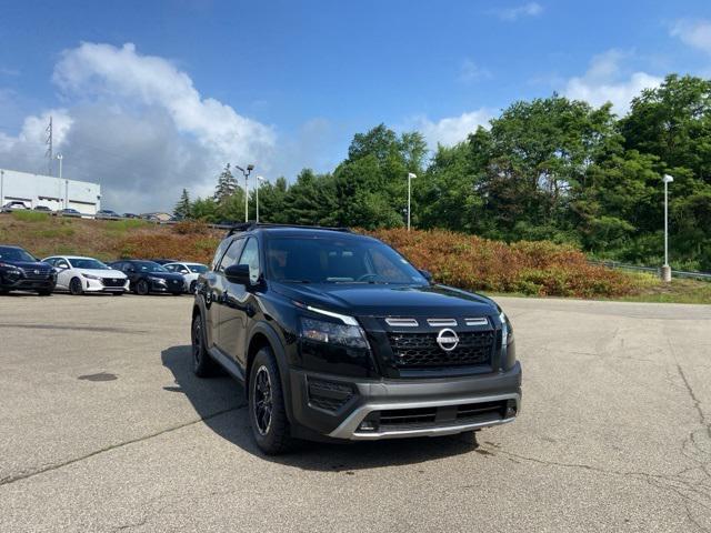 new 2025 Nissan Pathfinder car, priced at $43,438