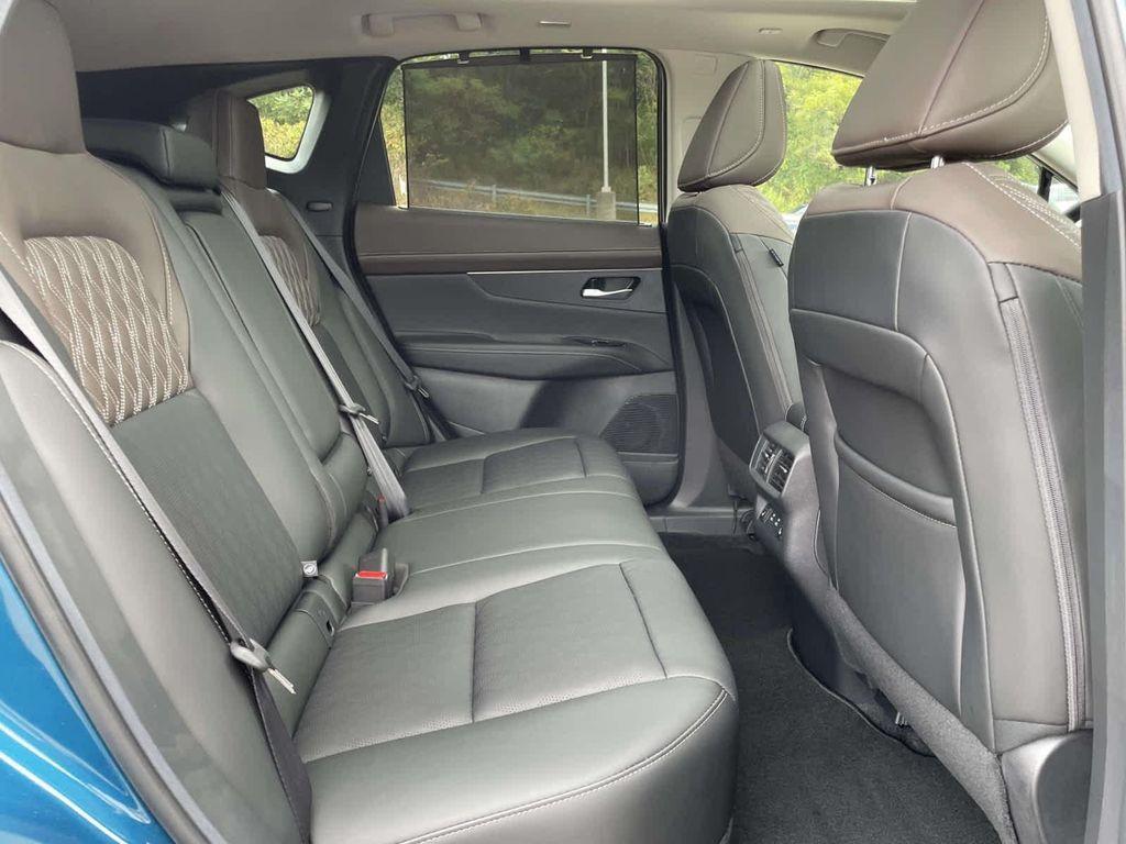 new 2025 Nissan Murano car, priced at $50,127