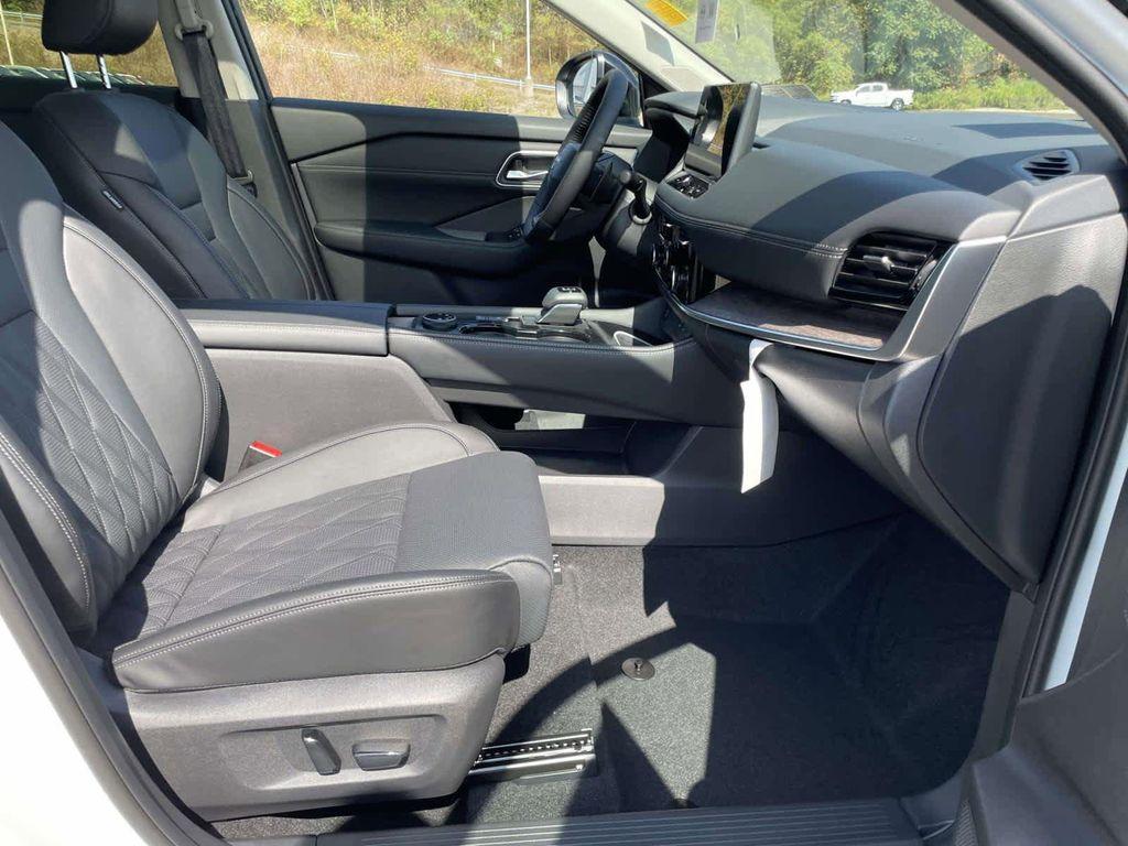 new 2026 Nissan Rogue car, priced at $39,664