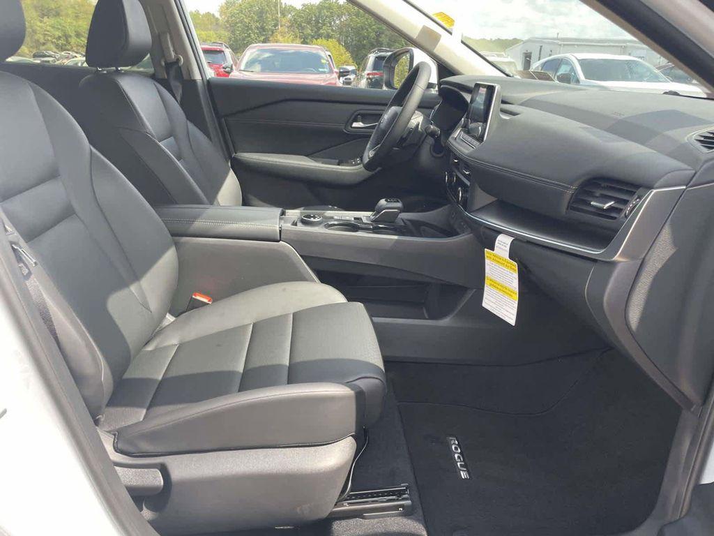 new 2026 Nissan Rogue car, priced at $33,153