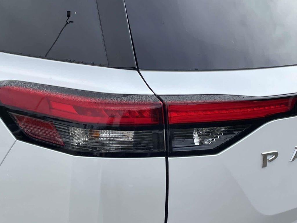 new 2025 Nissan Pathfinder car, priced at $47,129