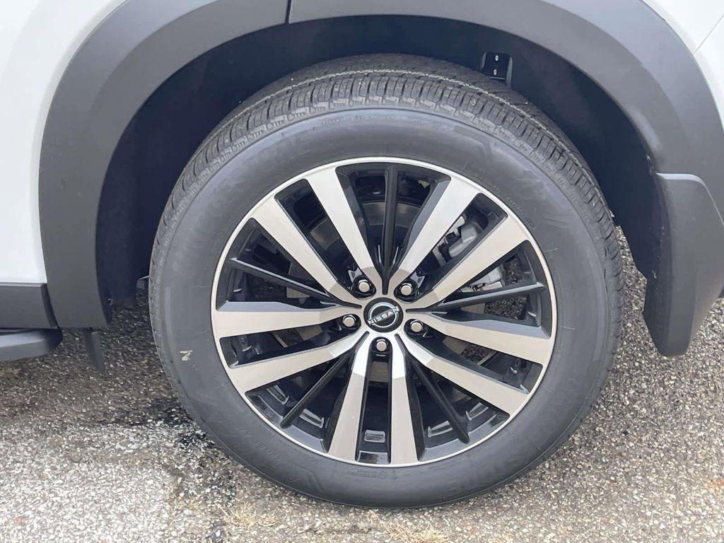 new 2025 Nissan Pathfinder car, priced at $47,129