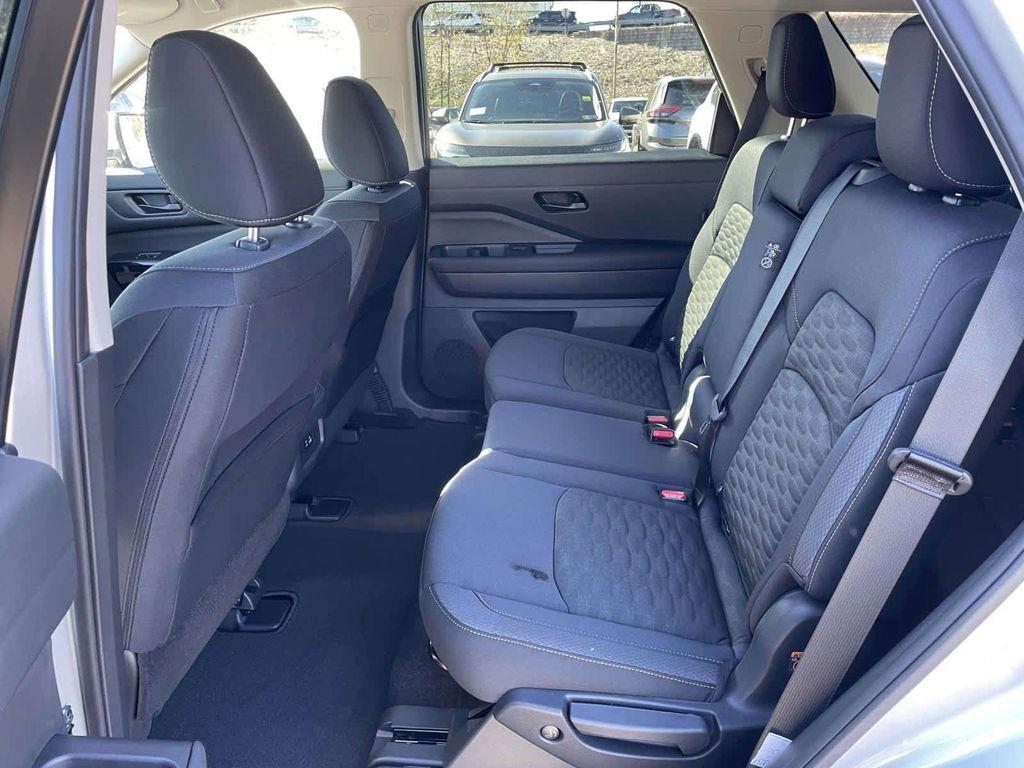 new 2025 Nissan Pathfinder car, priced at $36,150