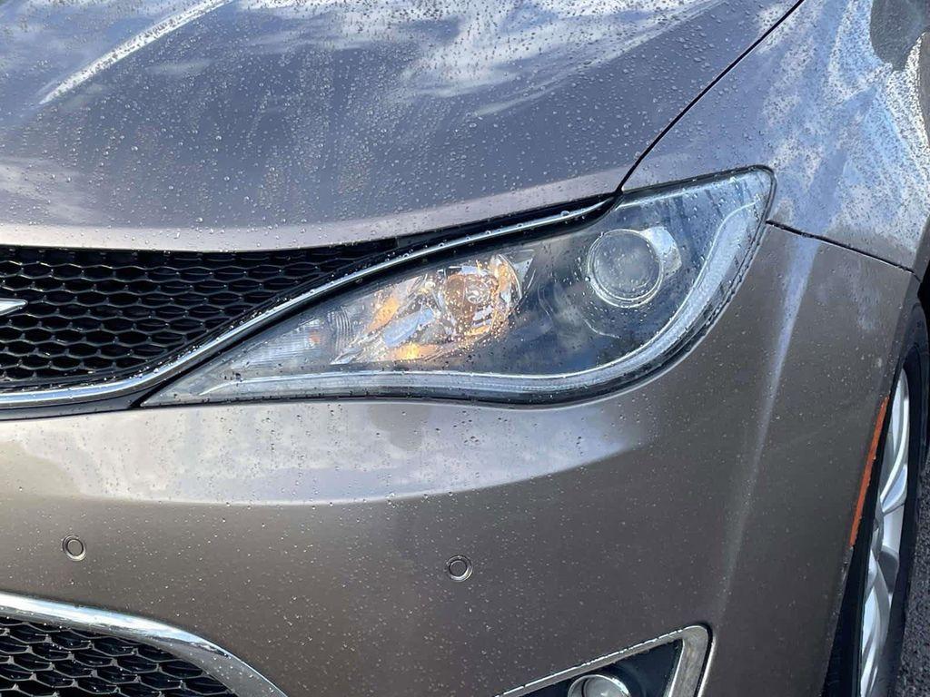 used 2018 Chrysler Pacifica car, priced at $10,550