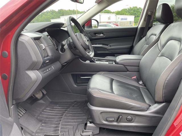 used 2023 Nissan Pathfinder car, priced at $35,063