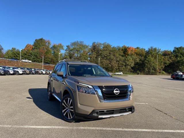 new 2024 Nissan Pathfinder car, priced at $49,667