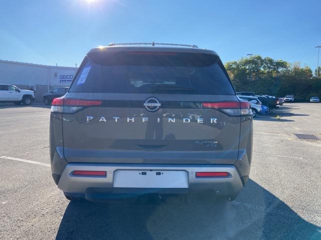 new 2024 Nissan Pathfinder car, priced at $47,667