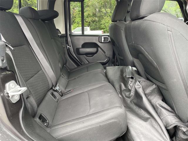 used 2022 Jeep Gladiator car, priced at $30,981