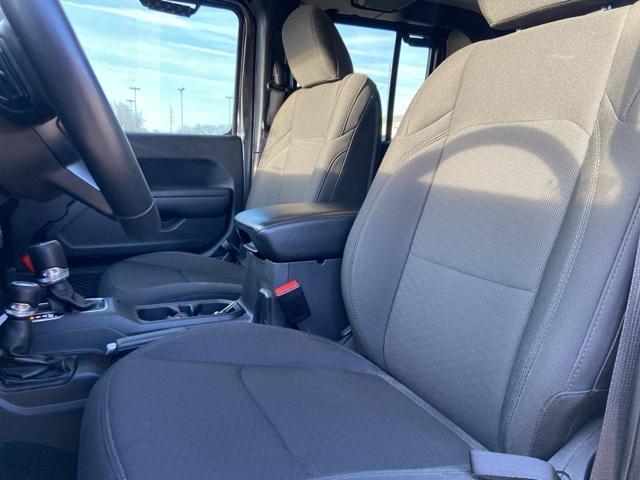 used 2022 Jeep Gladiator car, priced at $32,281
