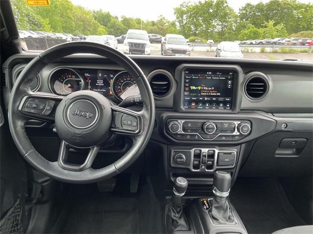 used 2022 Jeep Gladiator car, priced at $30,981
