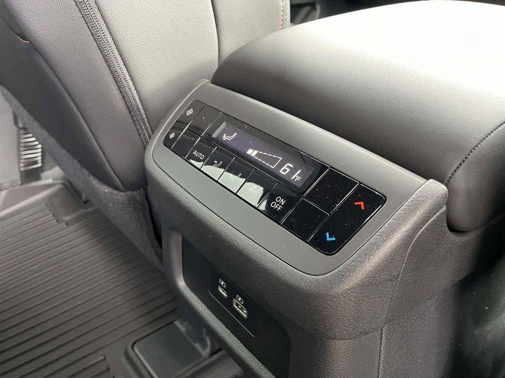 new 2025 Nissan Pathfinder car, priced at $38,735