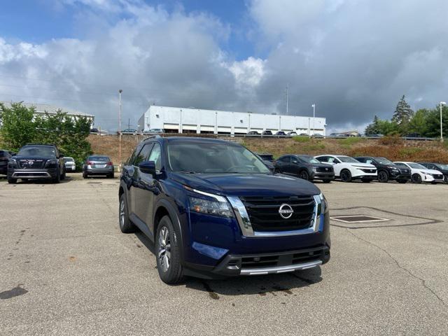 new 2025 Nissan Pathfinder car, priced at $42,716