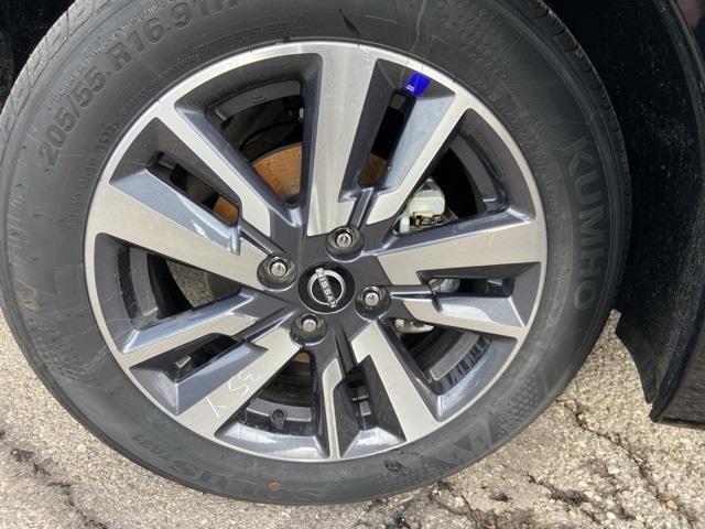 new 2025 Nissan Versa car, priced at $20,982