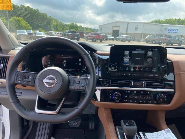 new 2025 Nissan Pathfinder car, priced at $50,665