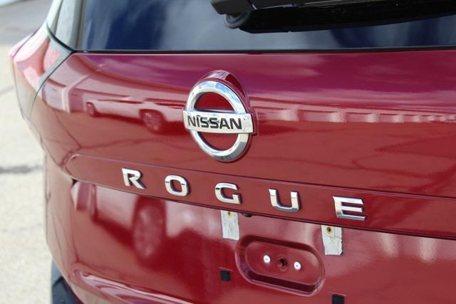 used 2021 Nissan Rogue car, priced at $22,988