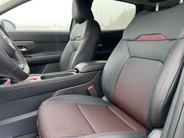 new 2025 Nissan Kicks car, priced at $28,989
