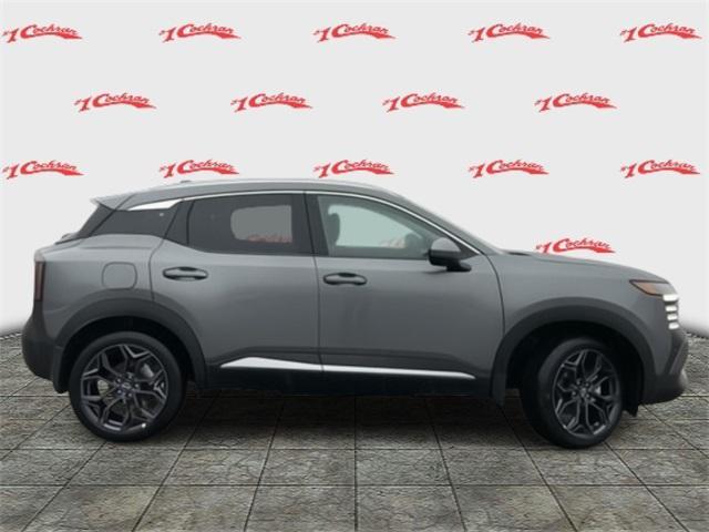 new 2025 Nissan Kicks car, priced at $28,989