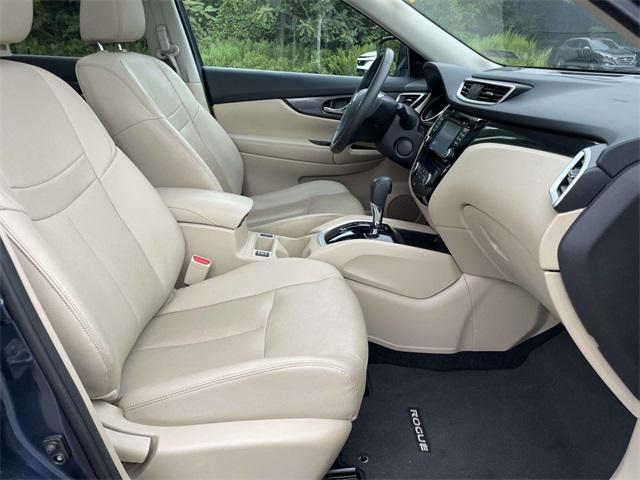 used 2016 Nissan Rogue car, priced at $11,975
