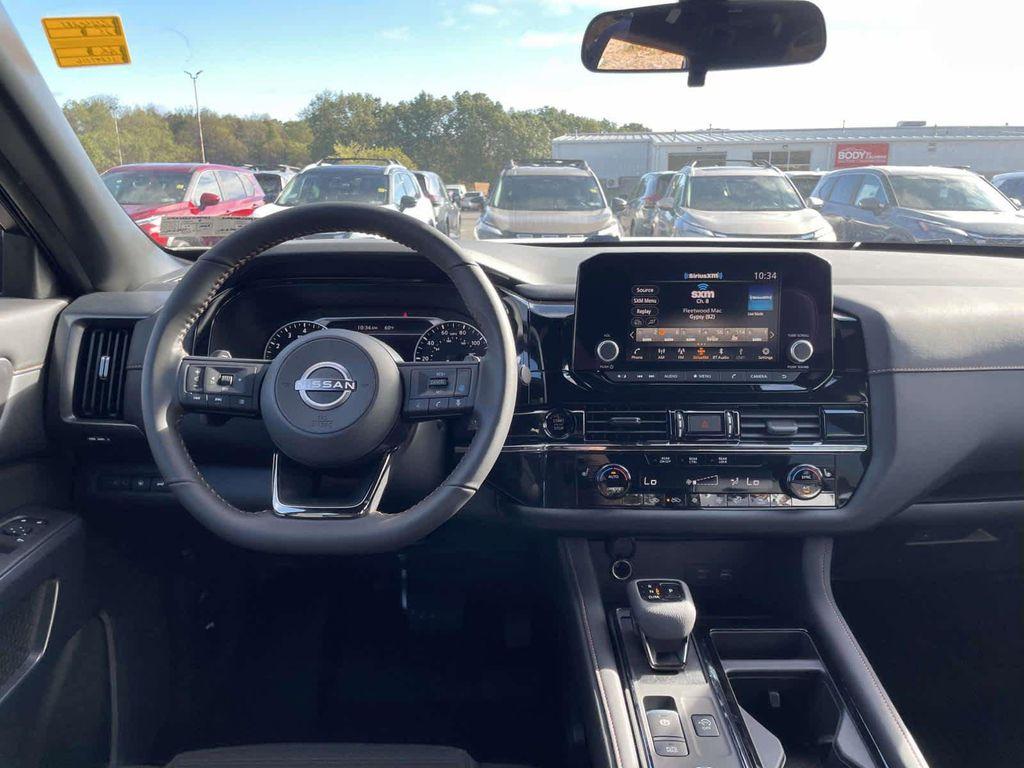 new 2025 Nissan Pathfinder car, priced at $38,657
