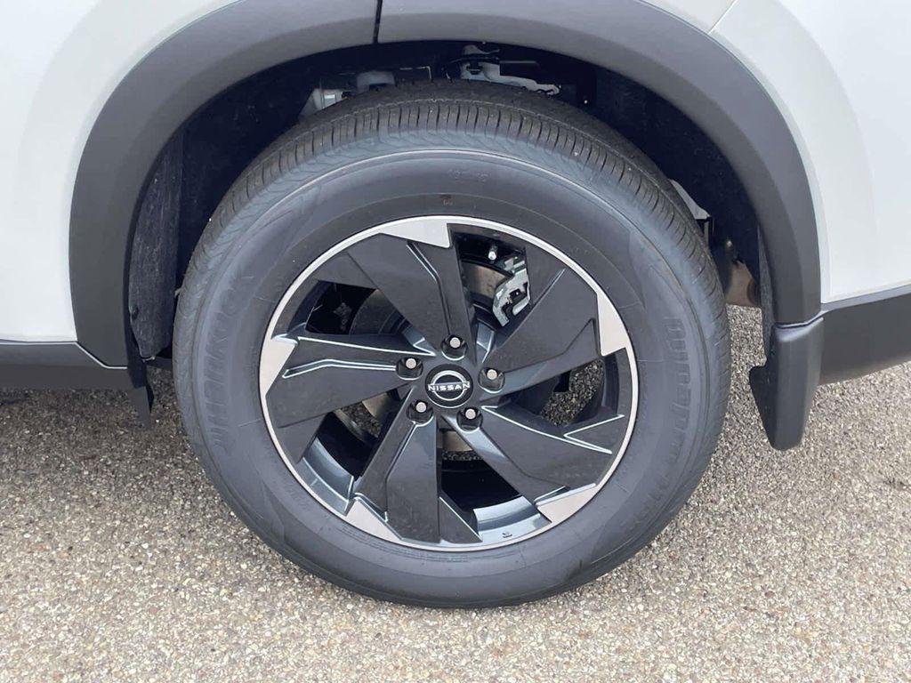 new 2026 Nissan Rogue car, priced at $32,092