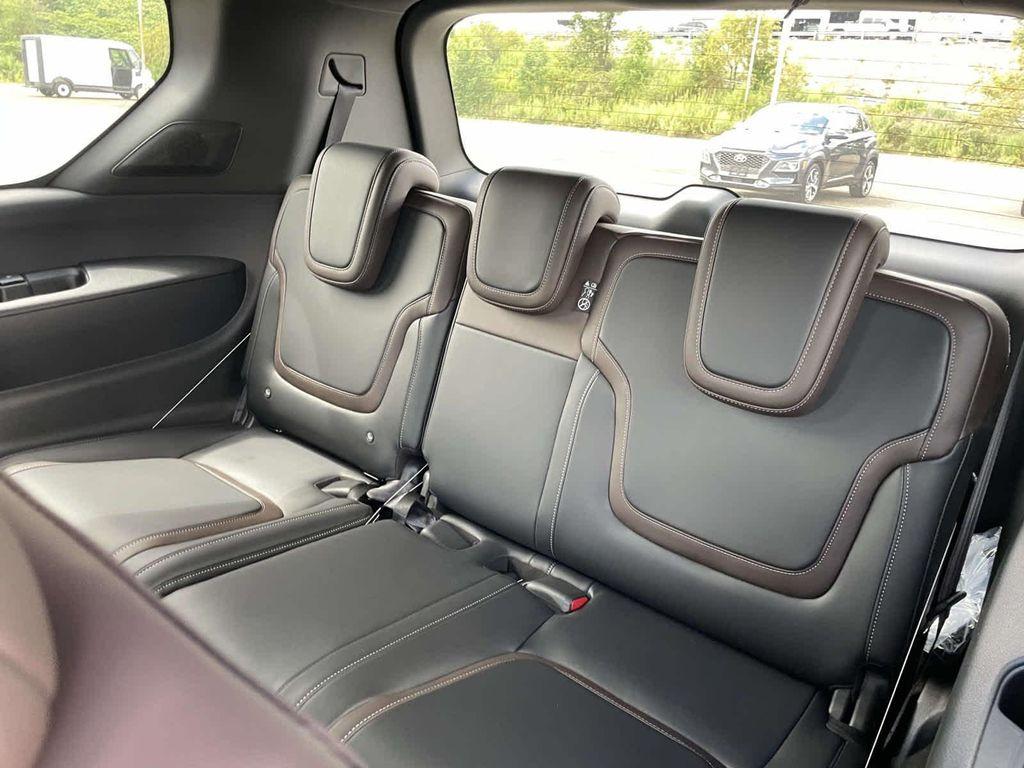 new 2025 Nissan Armada car, priced at $68,722
