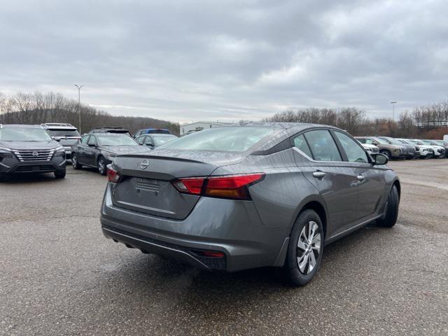 new 2025 Nissan Altima car, priced at $27,000