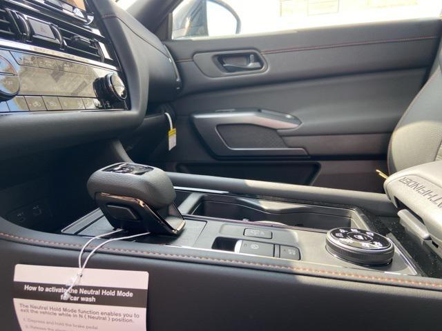 new 2025 Nissan Pathfinder car, priced at $43,360