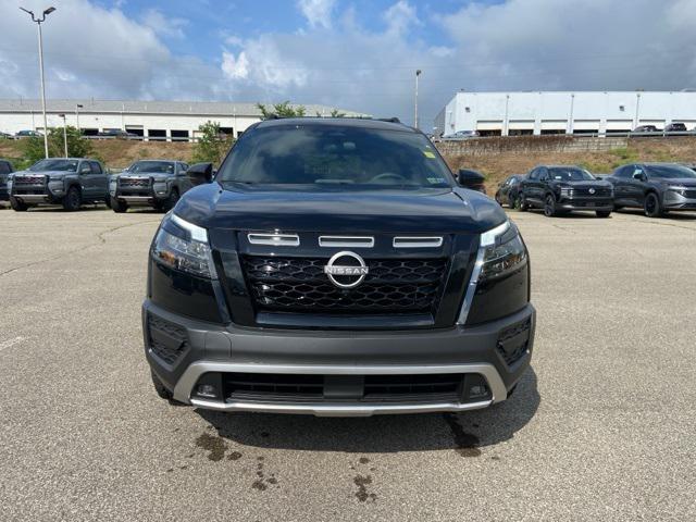 new 2025 Nissan Pathfinder car, priced at $43,360