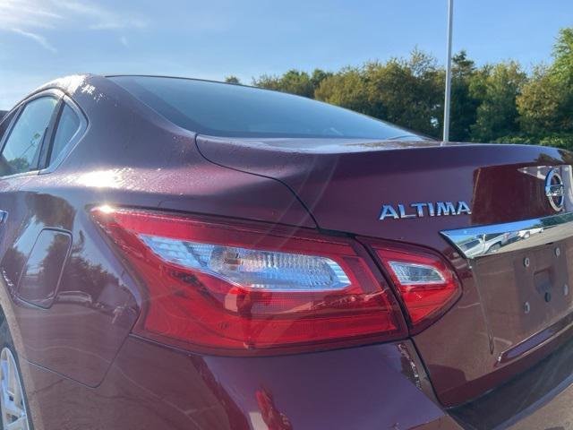 used 2017 Nissan Altima car