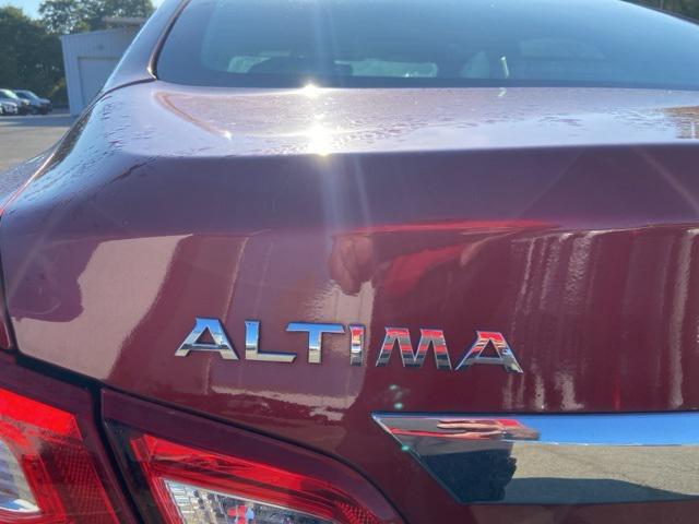 used 2017 Nissan Altima car