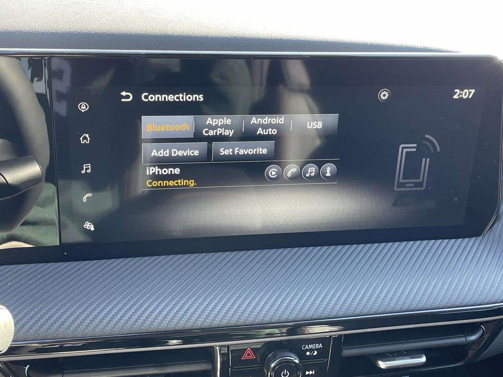 new 2025 Nissan Kicks car, priced at $28,028