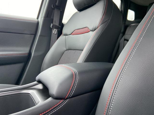 new 2025 Nissan Kicks car, priced at $29,028