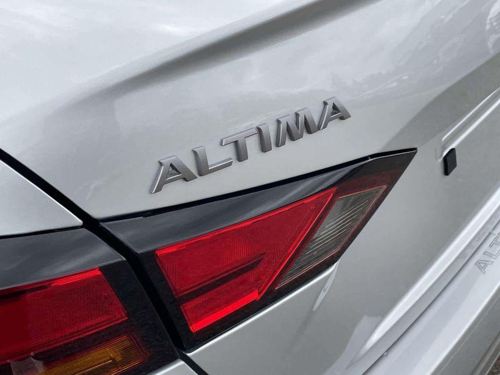new 2025 Nissan Altima car, priced at $27,572