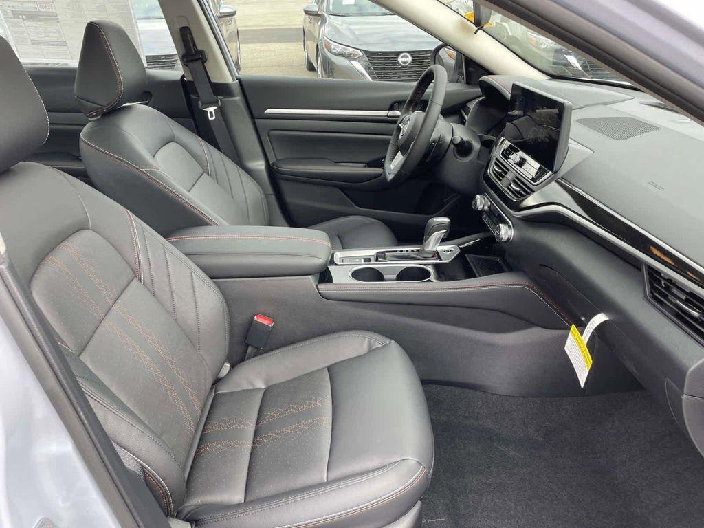 new 2025 Nissan Altima car, priced at $32,754