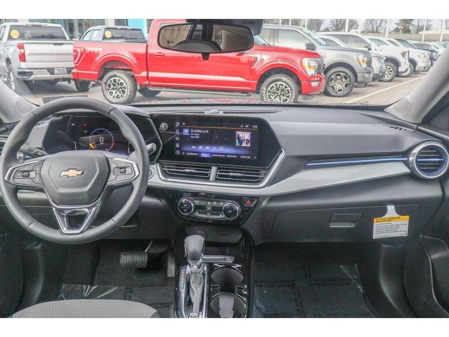 new 2025 Chevrolet Trax car, priced at $25,760