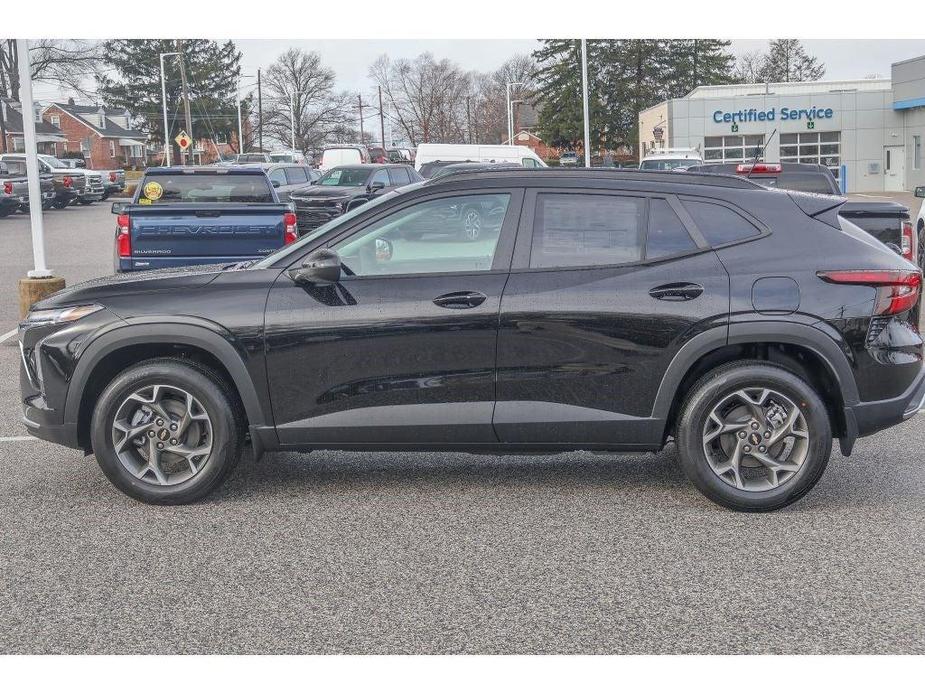 new 2025 Chevrolet Trax car, priced at $25,760