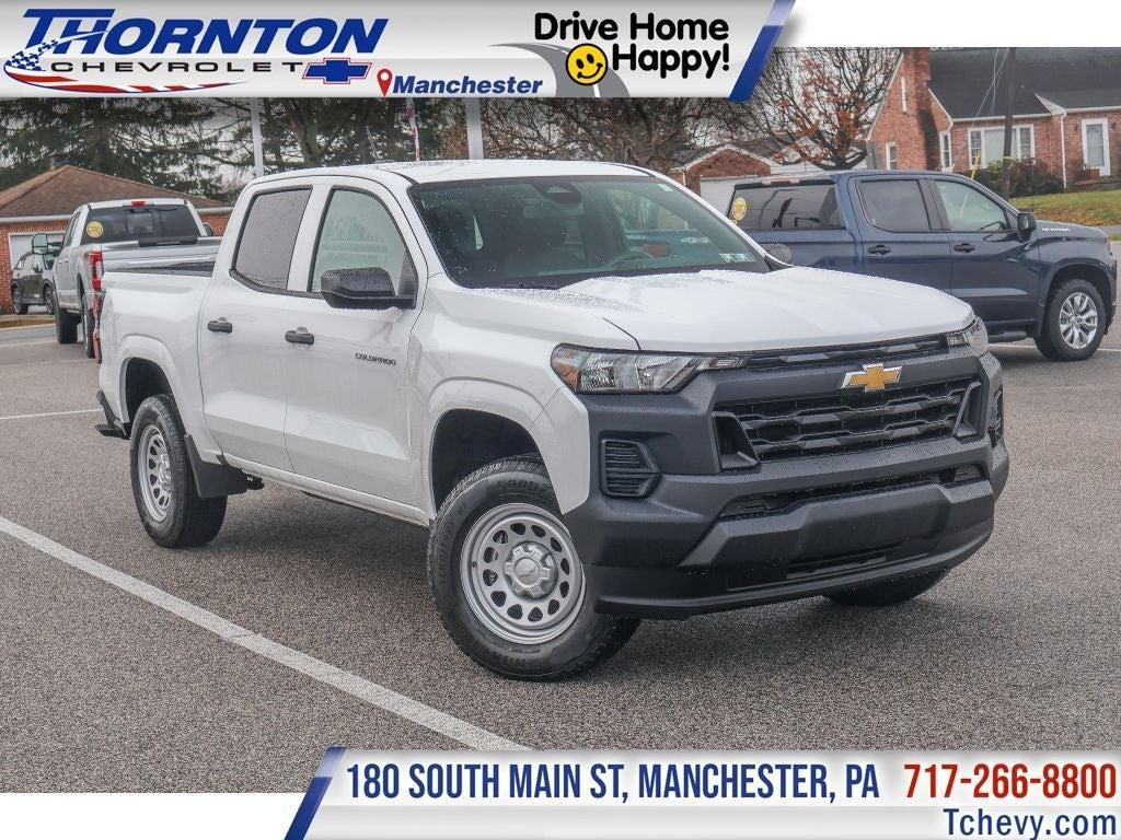 new 2024 Chevrolet Colorado car, priced at $31,999