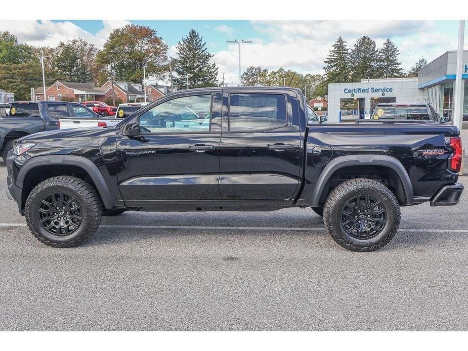 new 2024 Chevrolet Colorado car, priced at $40,199