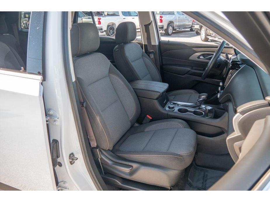 used 2021 Chevrolet Traverse car, priced at $30,999