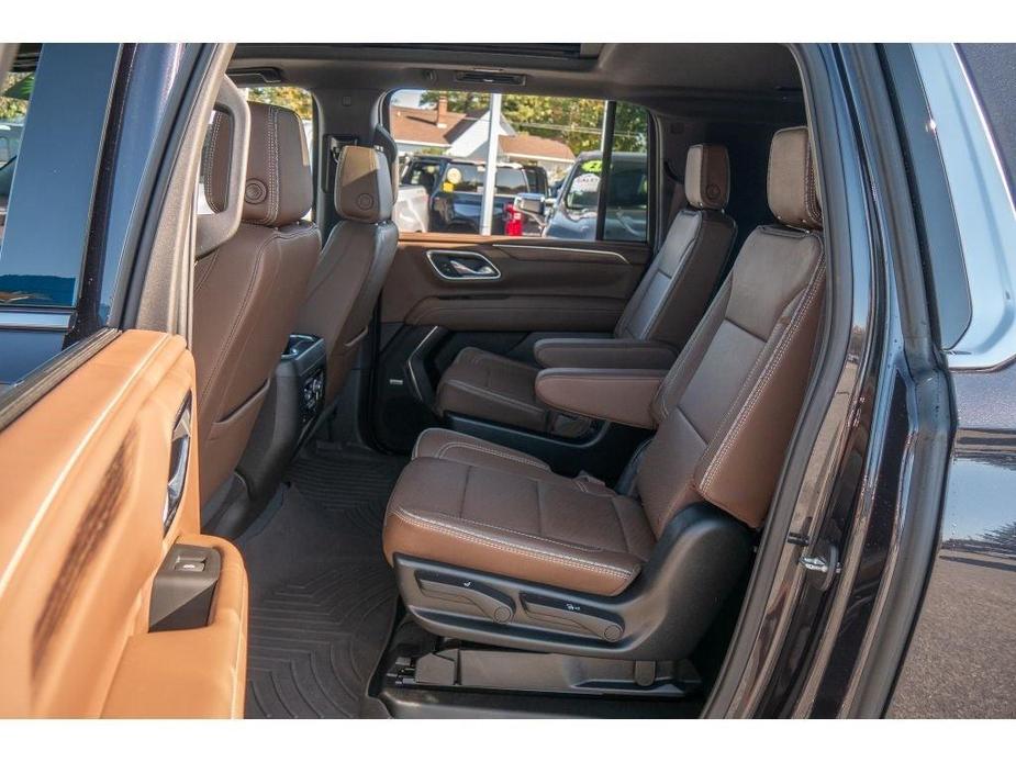 used 2023 Chevrolet Suburban car, priced at $71,152