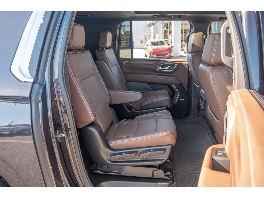 used 2023 Chevrolet Suburban car, priced at $71,152