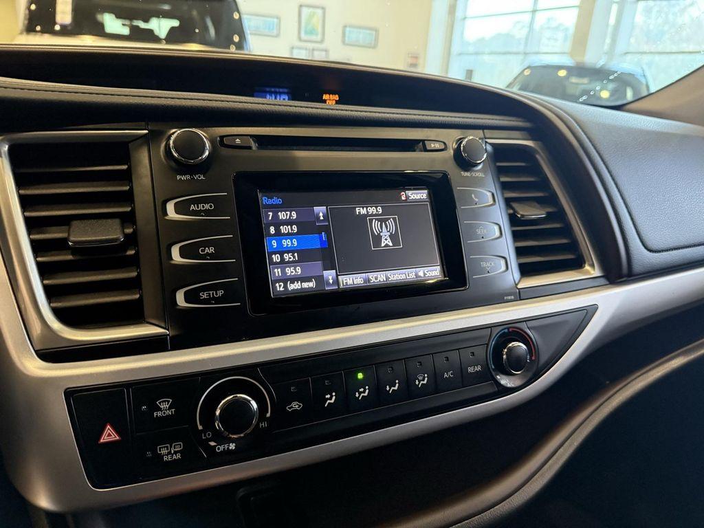 used 2019 Toyota Highlander car, priced at $20,446