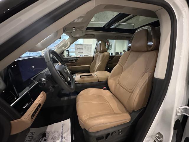 new 2025 INFINITI QX80 car, priced at $101,915